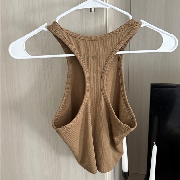 lululemon | LA Front Racer Crop Tank - Picture 2 of 3